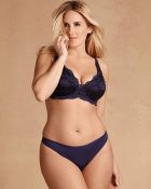 Лика, 8 960 351-94-19 Лика, 32 лет — эротический массаж пениса