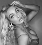 Ульяна, 8 905 654-96-79 Ульяна, 25 лет — эротический массаж пениса